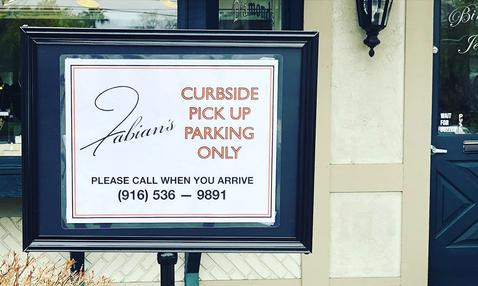 Fabian's Italian Bistro curbside pick up. Parking only.